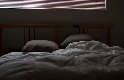 an empty bed